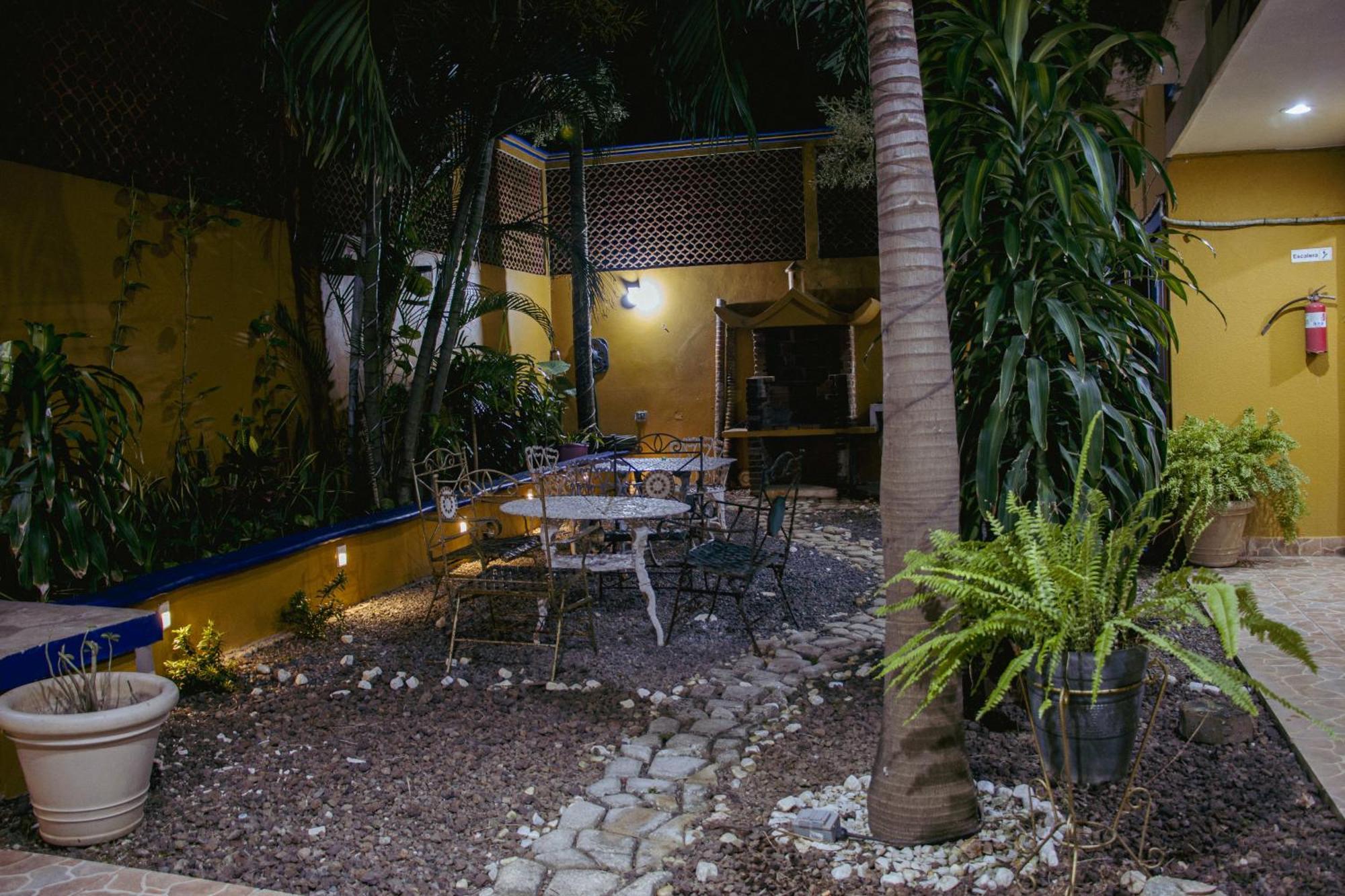 Hotel Quetzalcoatl Coatzacoalcos Bagian luar foto